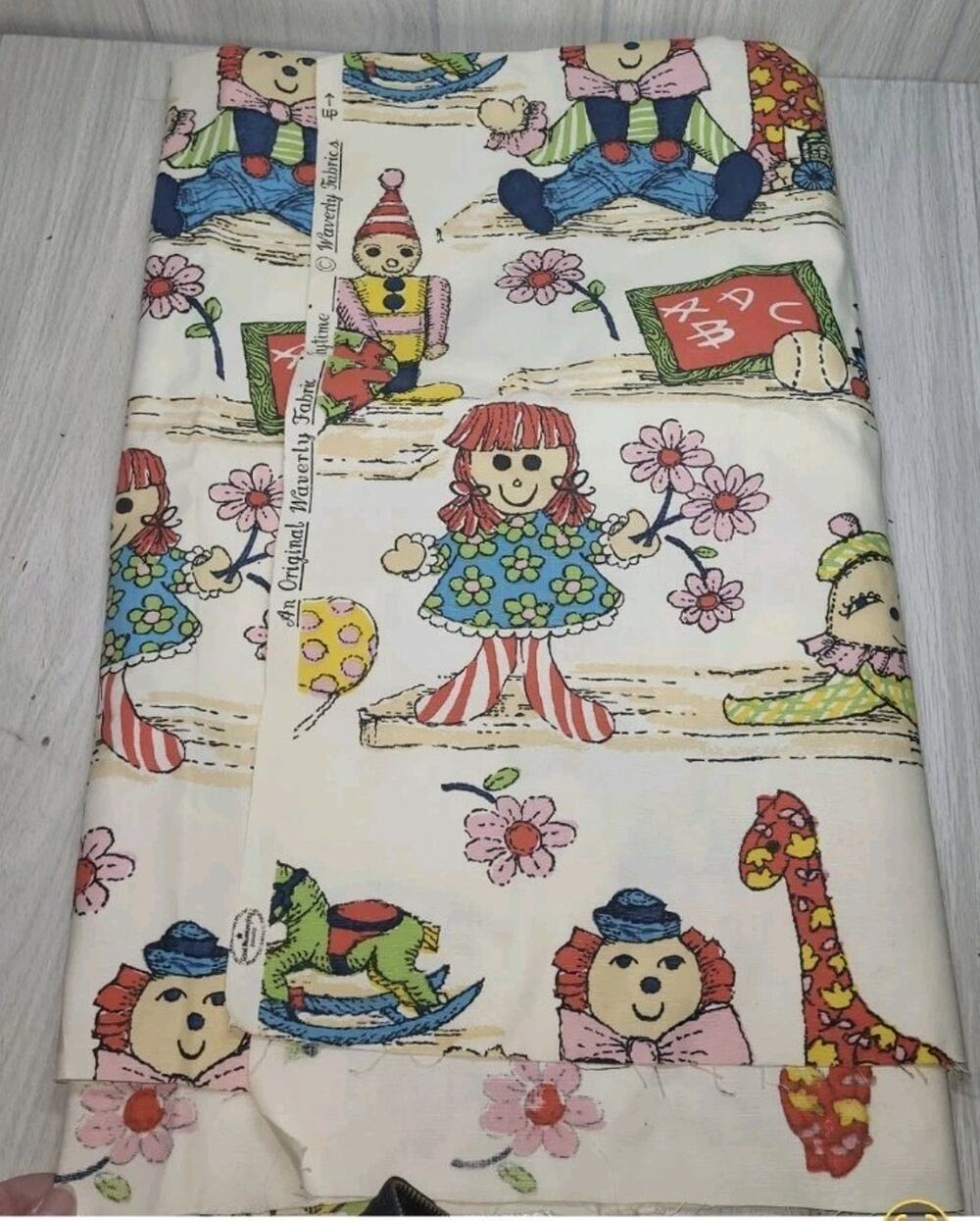 Vintage Waverly Playtime Upholstery Quilt Curtain Fabric 49" X 49" Piece Kids